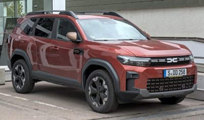 De Dacia Bigster biedt C-segment ruimte voor Duster-geld