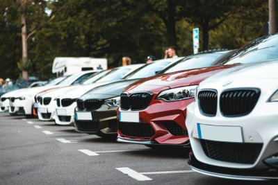 Steeds meer Nederlanders importeren nu hun eigen auto